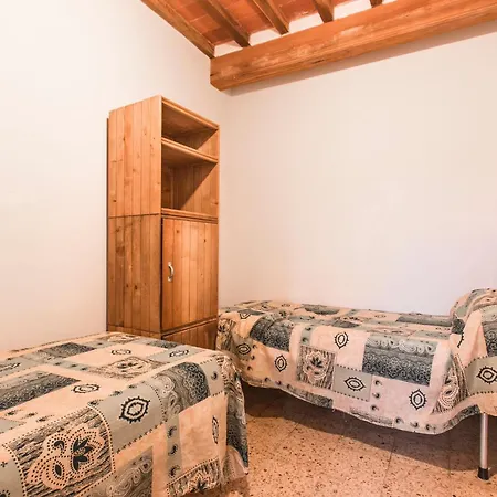 Michelangelo 2 Adults 2 Children بيت للعطل *